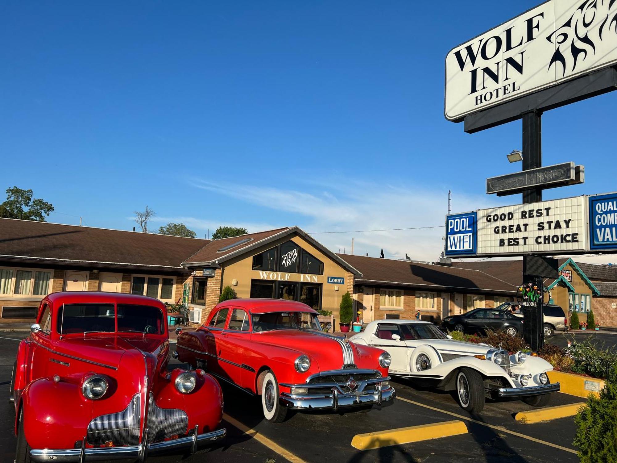 Wolf Inn Hotel Sandusky Exterior photo